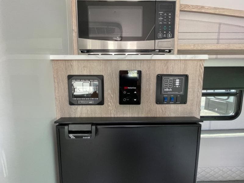 2026 inTech RV 2026 inTech RV Sol - thumbnail 30