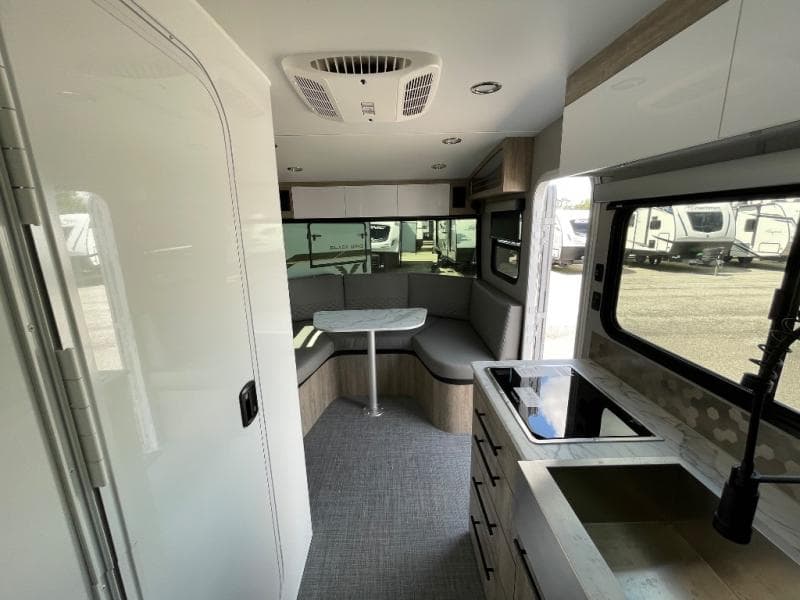 2026 inTech RV 2026 inTech RV Sol - thumbnail 48