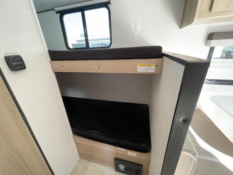 2026 Dutchmen 2026 Dutchmen Kodiak - thumbnail 33