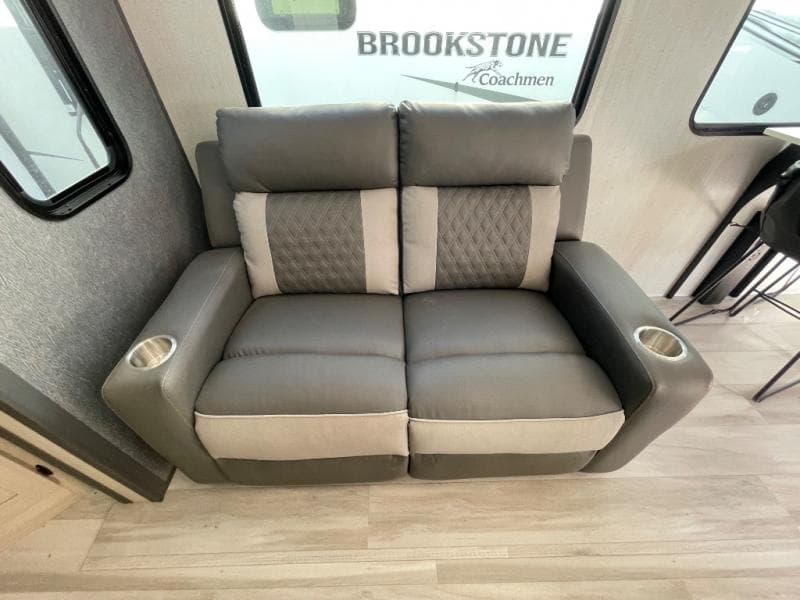 2026 Forest River 2026 Forest River Cardinal - thumbnail 33