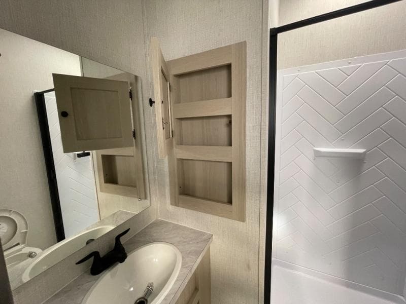 2026 Forest River 2026 Forest River Cardinal - thumbnail 47