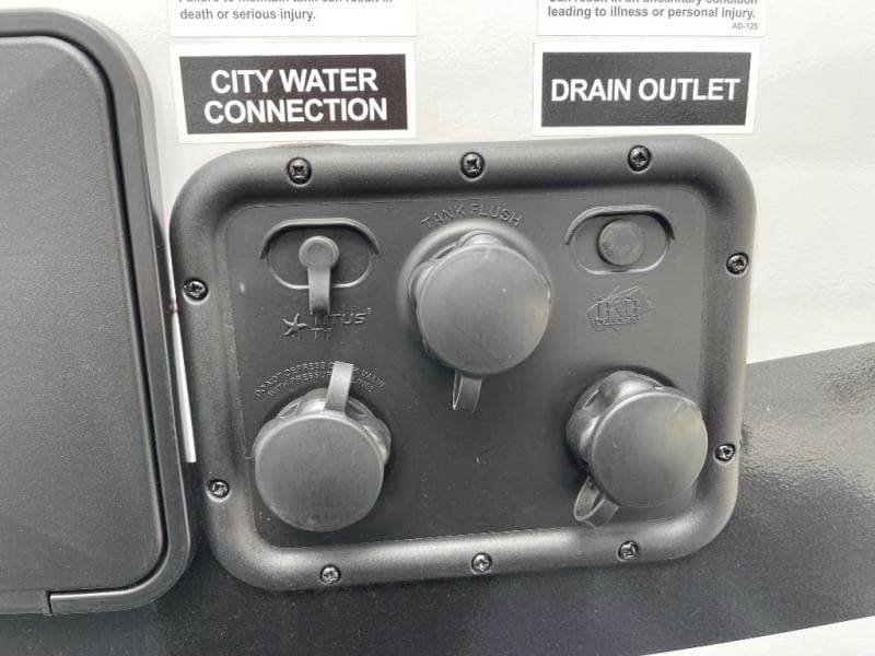 2026 Coachmen 2026 Coachmen Leprechaun - thumbnail 20