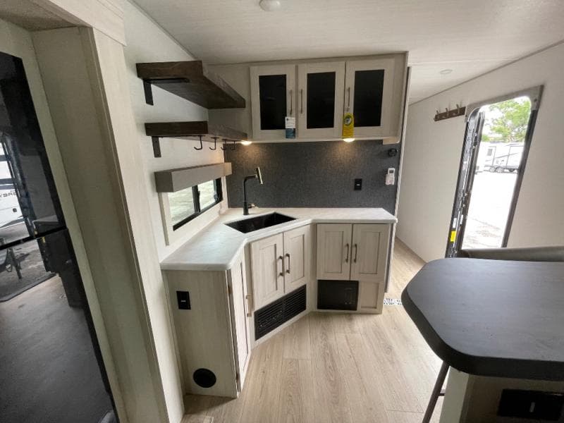 2026 Grand Surveyor 2026 Grand Surveyor SURVEYOR GRAND - thumbnail 23