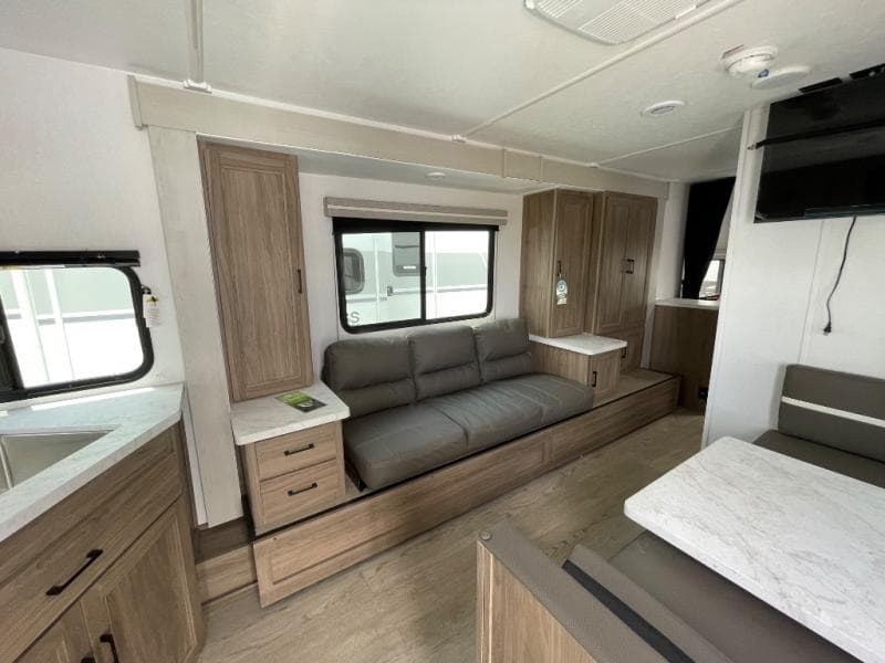 2026 Coachmen 2026 Coachmen Freedom Express Select - thumbnail 15