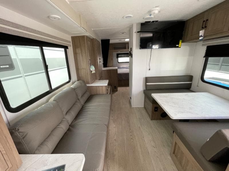 2026 Coachmen 2026 Coachmen Freedom Express Select - thumbnail 42