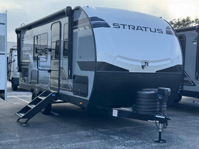 2025 Venture RV Stratus SR200VRB