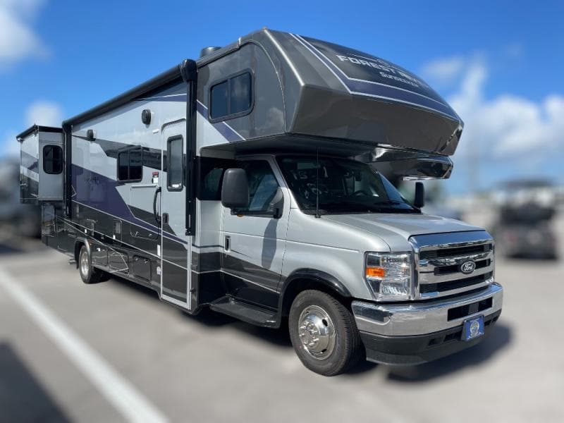 2026 Forest River 2026 Forest River Sunseeker Classic - image 1