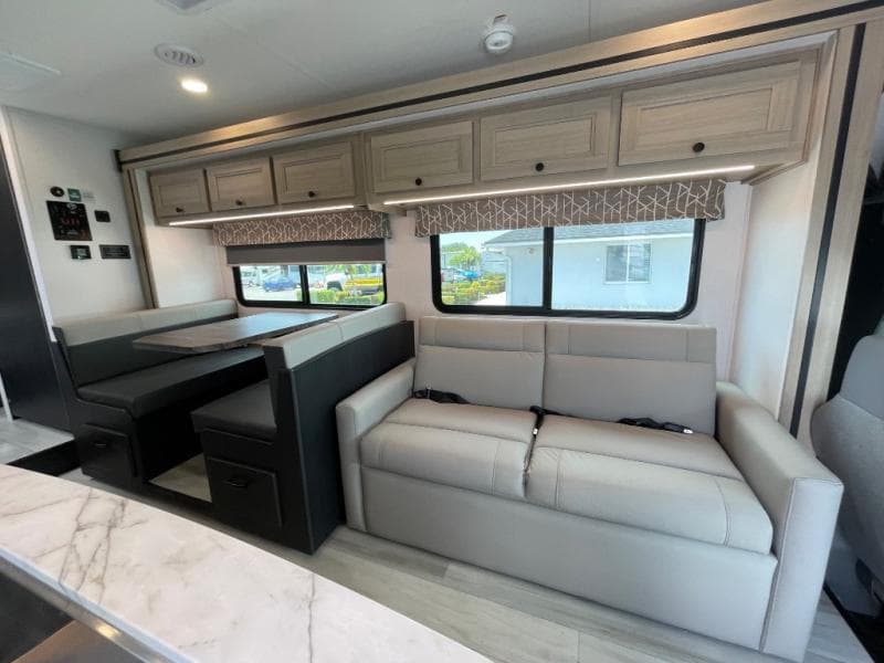 2026 Forest River 2026 Forest River Sunseeker - thumbnail 27