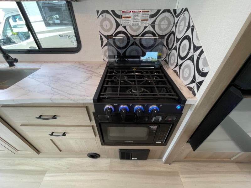 2026 Forest River 2026 Forest River Sunseeker - thumbnail 35