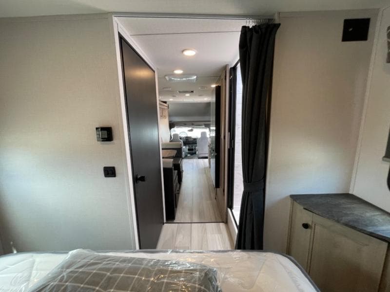 2026 Forest River 2026 Forest River Sunseeker - thumbnail 51