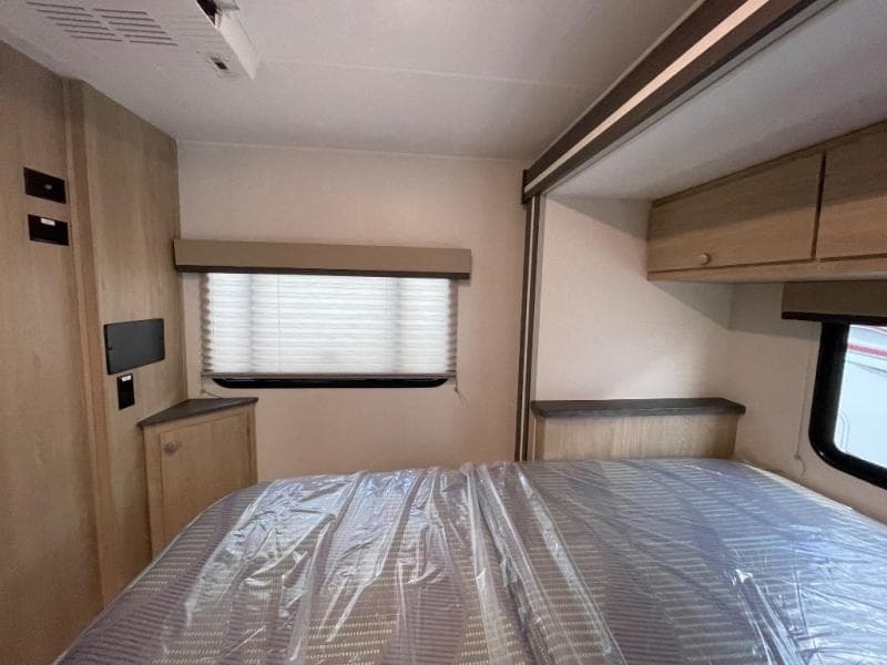 2026 Coachmen 2026 Coachmen Leprechaun - thumbnail 16