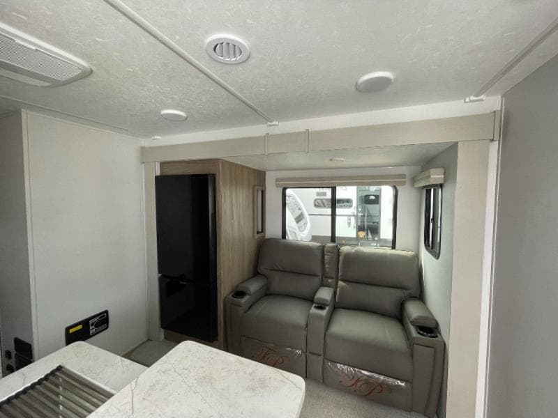 2026 Coachmen 2026 Coachmen Freedom Express - thumbnail 21