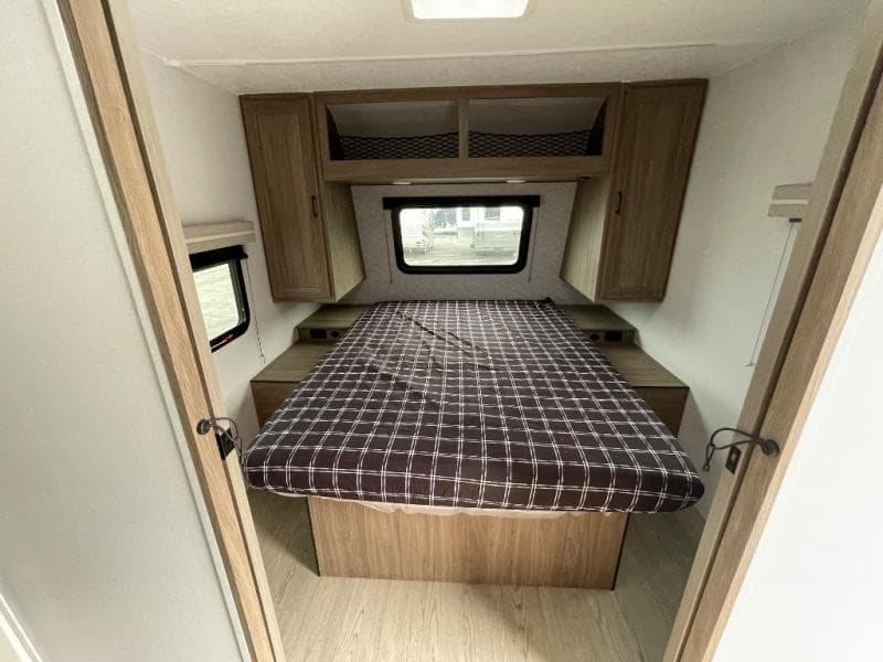 2026 Coachmen 2026 Coachmen Freedom Express - thumbnail 17