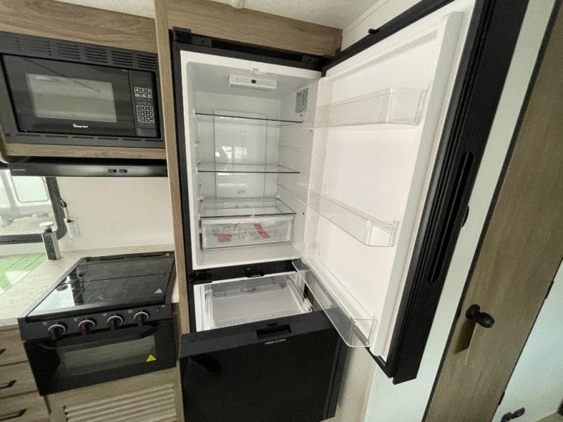 2026 Coachmen 2026 Coachmen Freedom Express - thumbnail 26