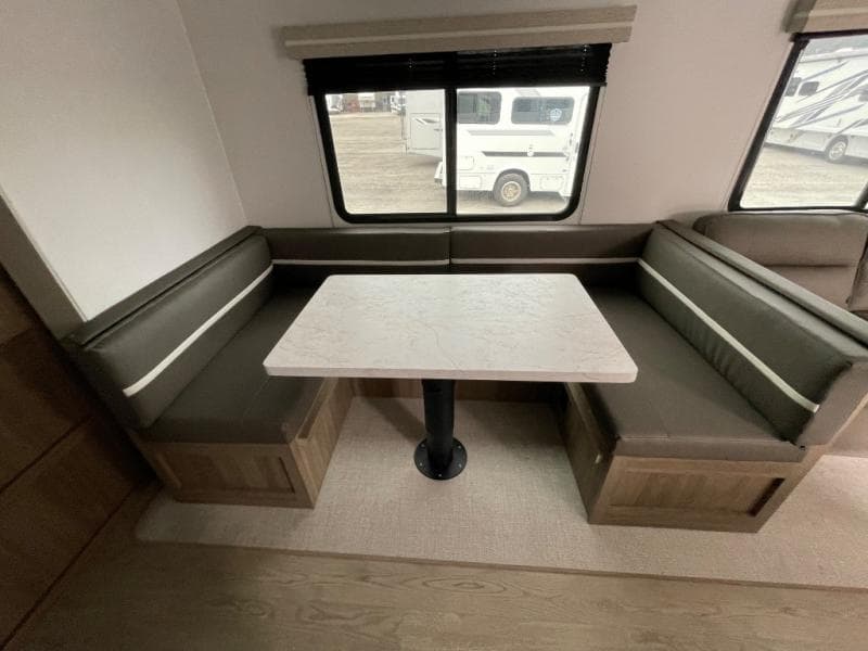 2026 Coachmen 2026 Coachmen Freedom Express - thumbnail 27