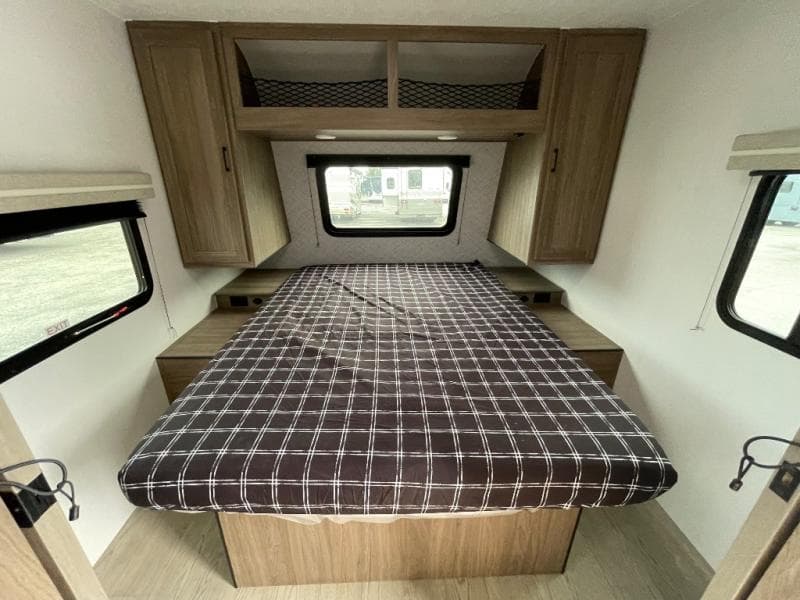 2026 Coachmen 2026 Coachmen Freedom Express - thumbnail 46