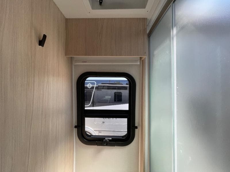 2025 Leisure Travel Vans 2025 Leisure Travel Vans Unity - thumbnail 18