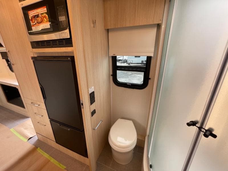 2025 Leisure Travel Vans 2025 Leisure Travel Vans Unity - thumbnail 45