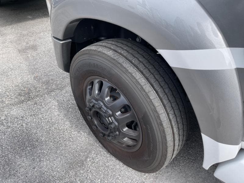 2026 Thor Motor Coach 2026 Thor Motor Coach Omni Trail - thumbnail 33