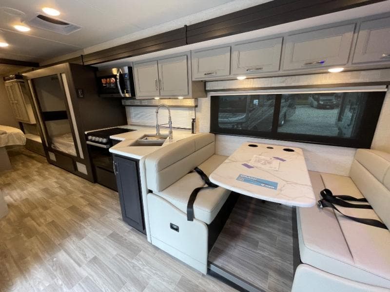 2026 Thor Motor Coach 2026 Thor Motor Coach Omni Trail - thumbnail 41