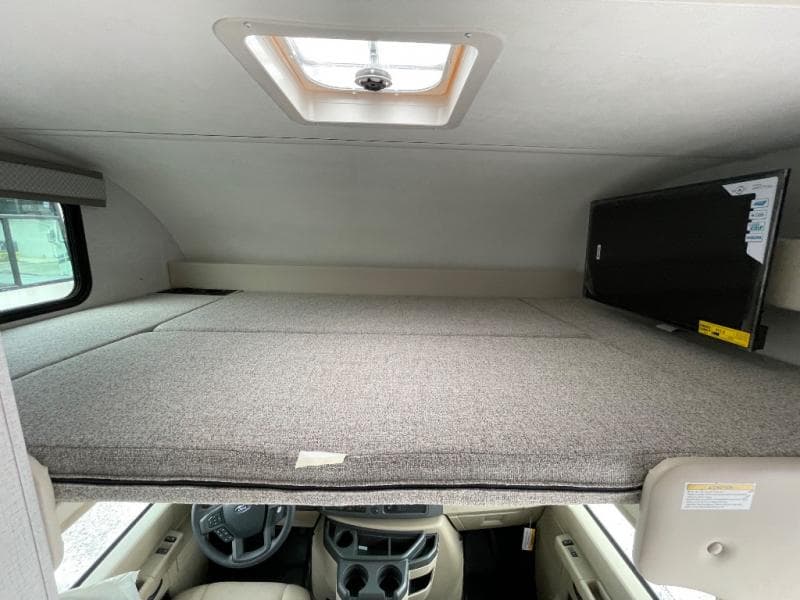 2026 Thor Motor Coach 2026 Thor Motor Coach Chateau - thumbnail 22