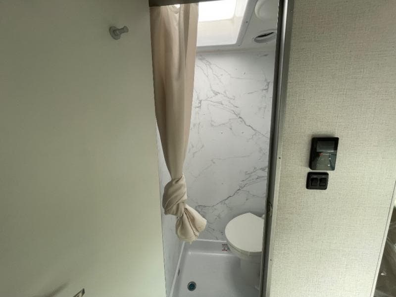 2026 Thor Motor Coach 2026 Thor Motor Coach Chateau - thumbnail 28