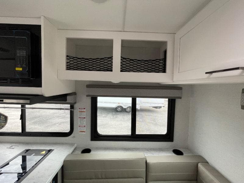 2026 Thor Motor Coach 2026 Thor Motor Coach Chateau - thumbnail 41