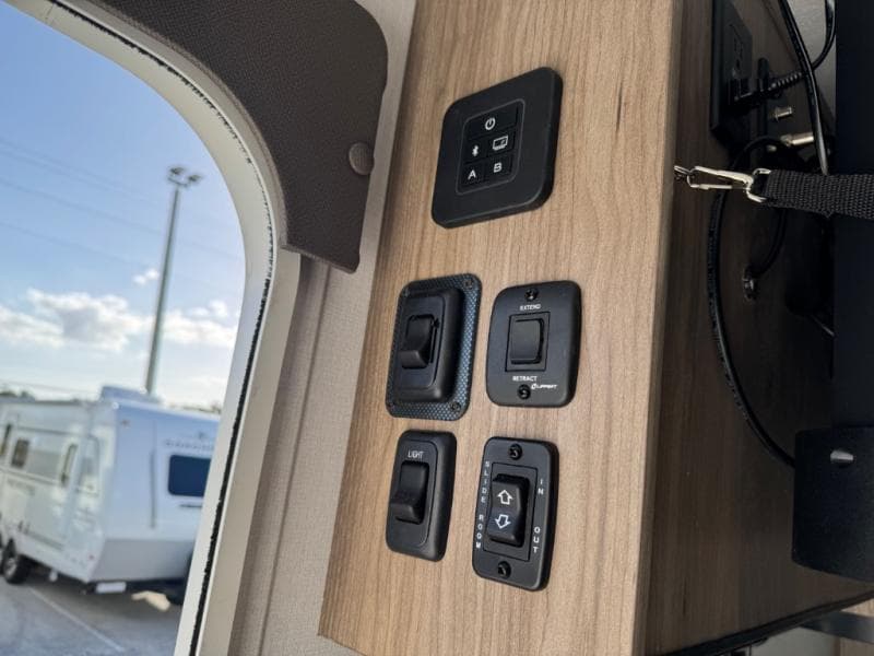 2026 Coachmen 2026 Coachmen Freedom Express - thumbnail 25