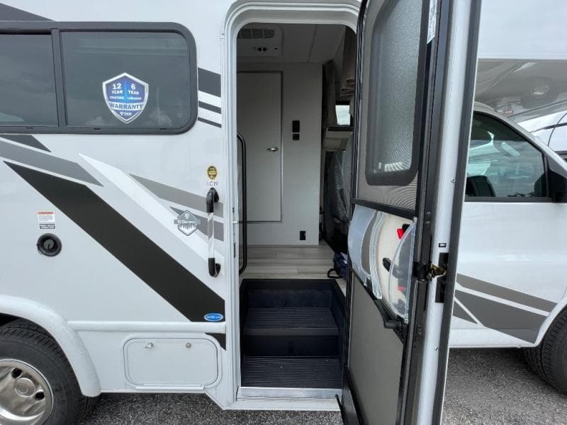 2026 Thor Motor Coach 2026 Thor Motor Coach Quantum - thumbnail 17