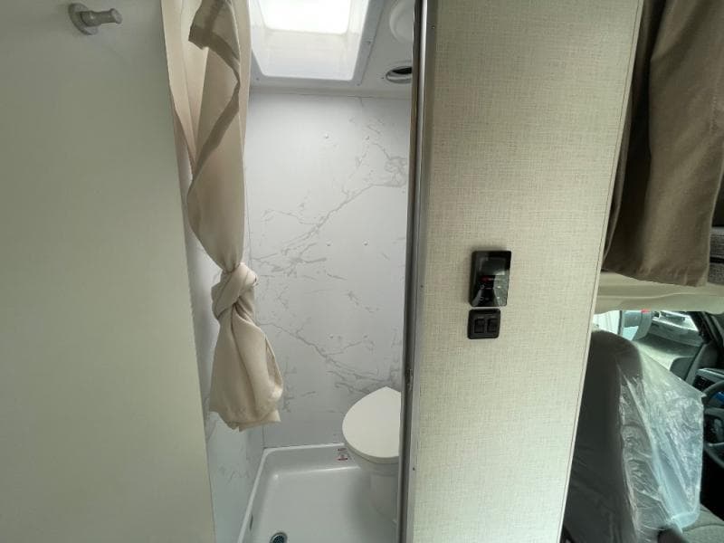 2026 Thor Motor Coach 2026 Thor Motor Coach Quantum - thumbnail 25