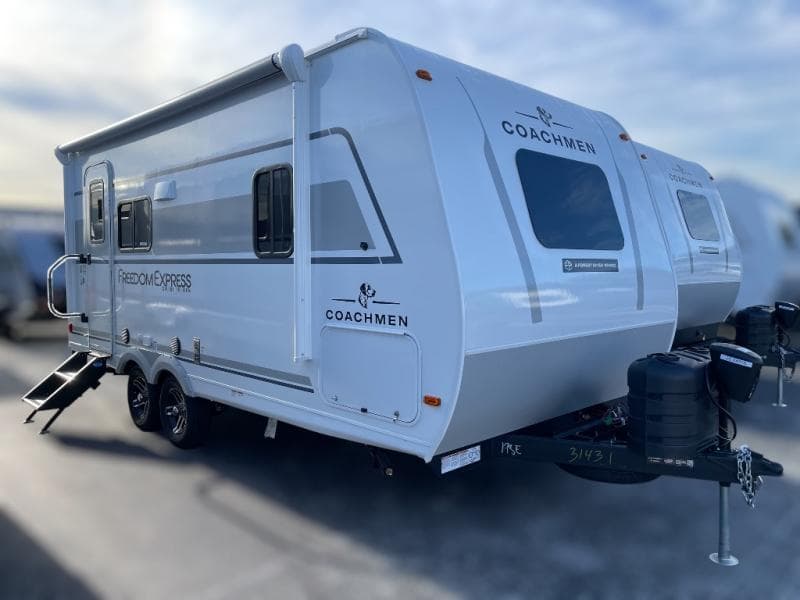 2026 Coachmen Freedom Express Select 19SE