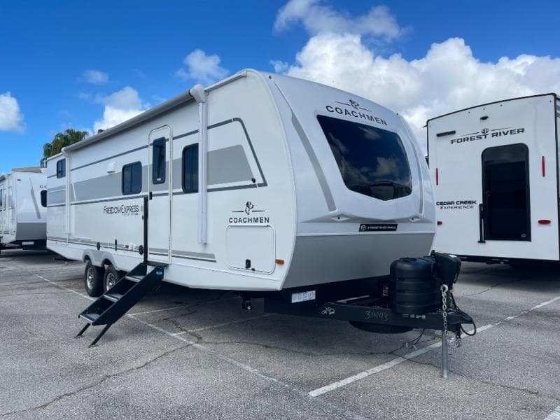 2026 Coachmen Freedom Express 292BHDS