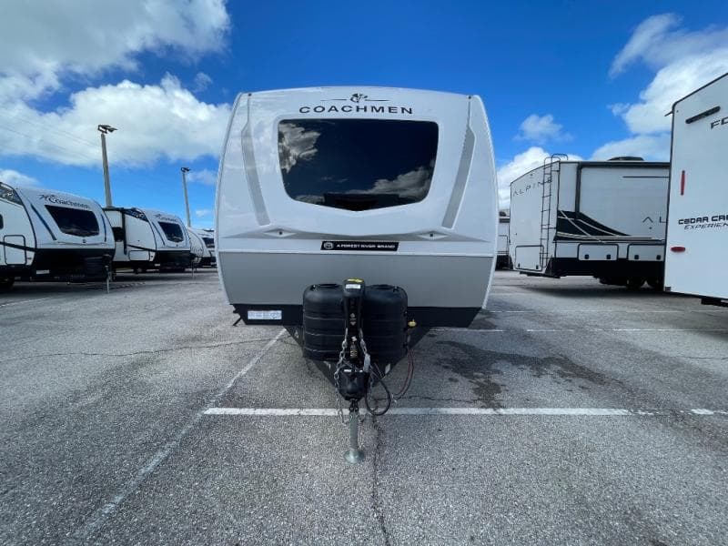 2026 Coachmen 2026 Coachmen Freedom Express - thumbnail 3