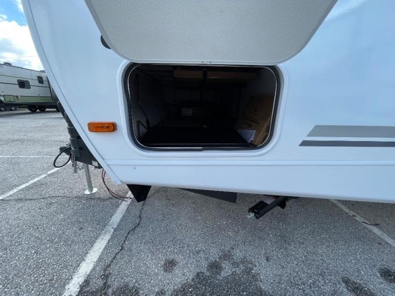 2026 Coachmen 2026 Coachmen Freedom Express - thumbnail 5