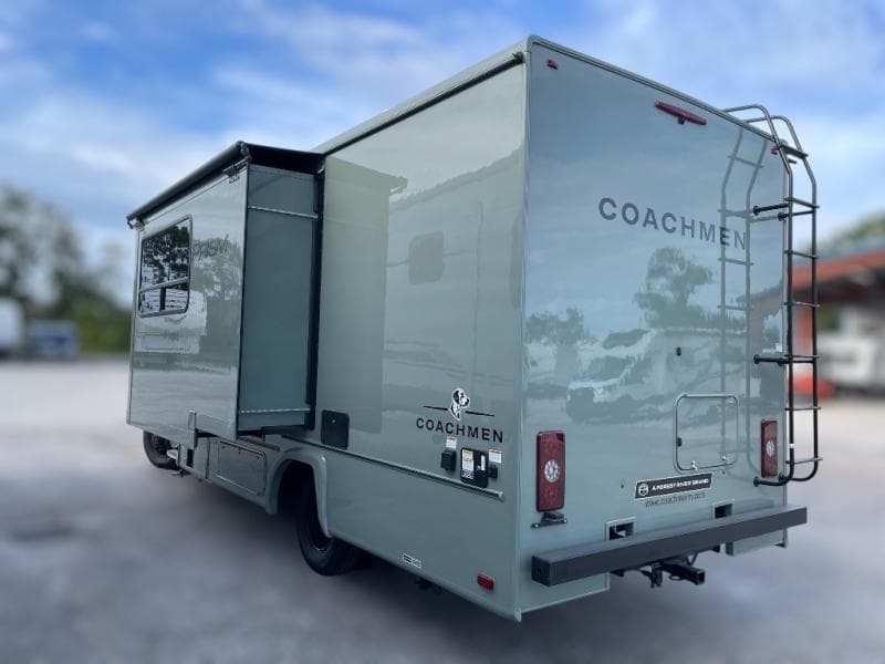 2026 Coachmen 2026 Coachmen Prism - thumbnail 4