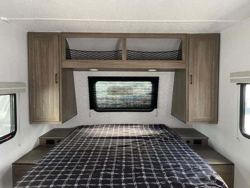 2026 Coachmen 2026 Coachmen Freedom Express - thumbnail 18