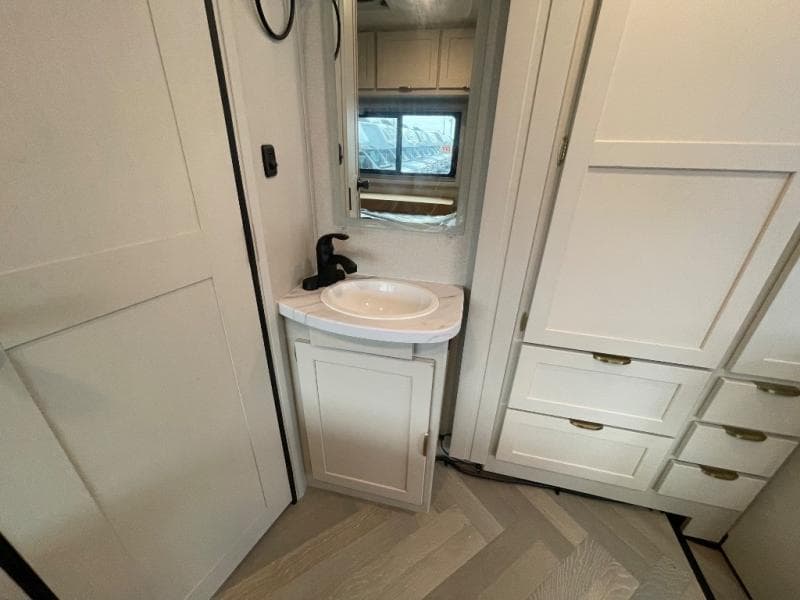 2026 Coachmen 2026 Coachmen Prism - thumbnail 39