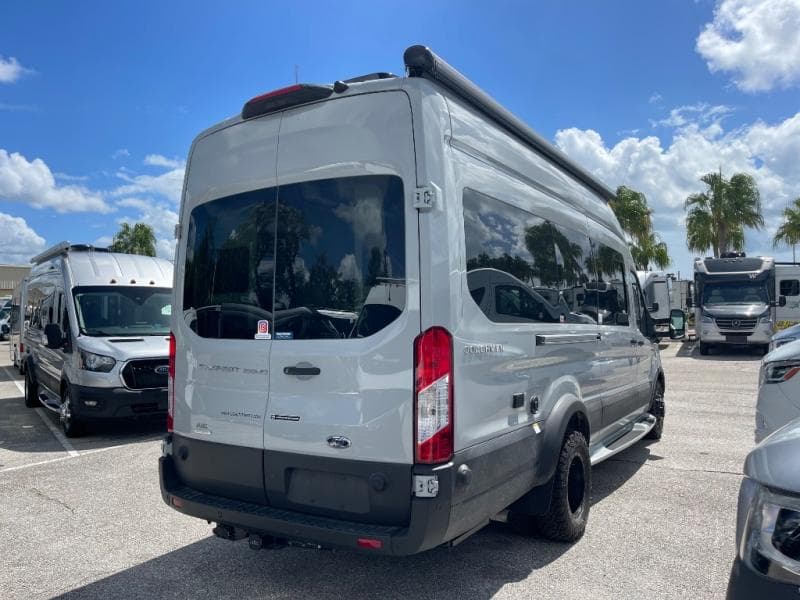 2026 Coachmen 2026 Coachmen Beyond - thumbnail 6