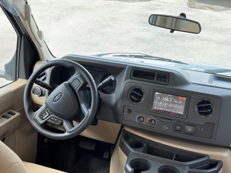 2026 Thor Motor Coach 2026 Thor Motor Coach Chateau - thumbnail 7