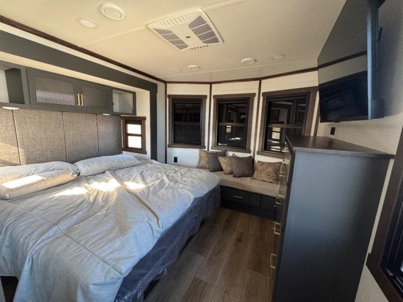 2026 Forest River 2026 Forest River CEDAR CREEK COTTAGE - thumbnail 21