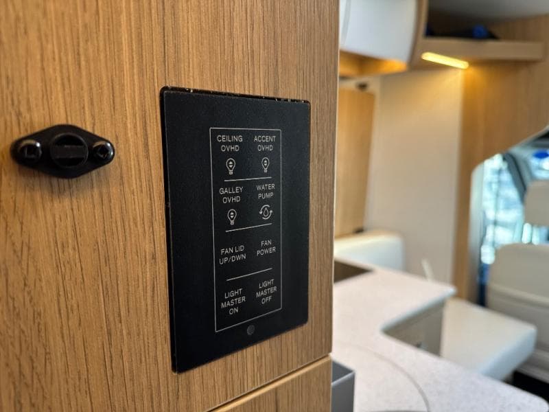 2026 Leisure Travel Vans 2026 Leisure Travel Vans Wonder - thumbnail 23