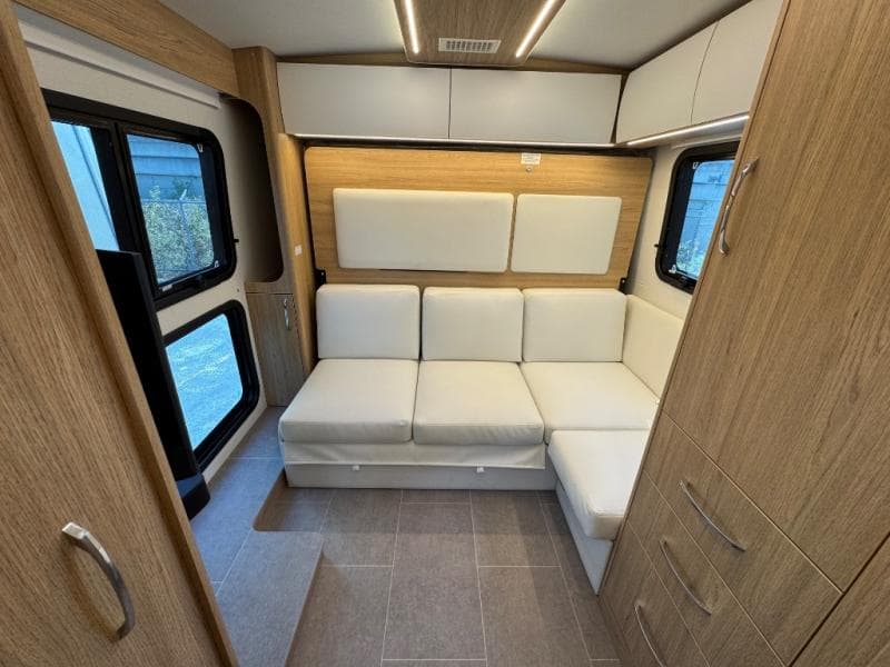 2026 Leisure Travel Vans 2026 Leisure Travel Vans Wonder - thumbnail 8