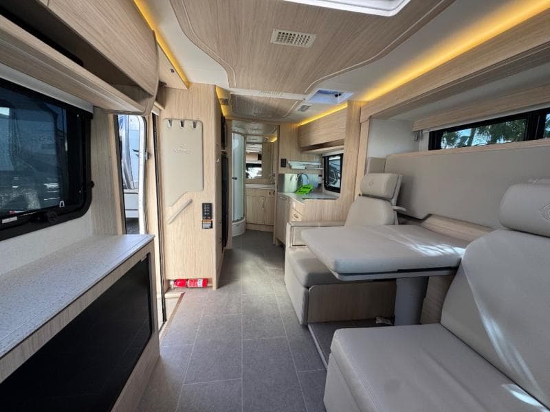 2026 Leisure Travel Vans 2026 Leisure Travel Vans Unity - thumbnail 8