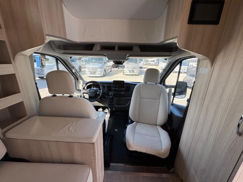 2021 Leisure Travel Vans 2021 Leisure Travel Vans Wonder - thumbnail 20