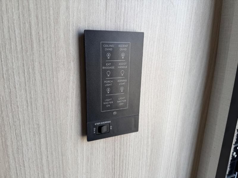 2021 Leisure Travel Vans 2021 Leisure Travel Vans Wonder - thumbnail 21