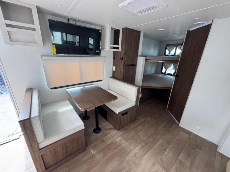 2026 Winnebago 2026 Winnebago Access - thumbnail 13