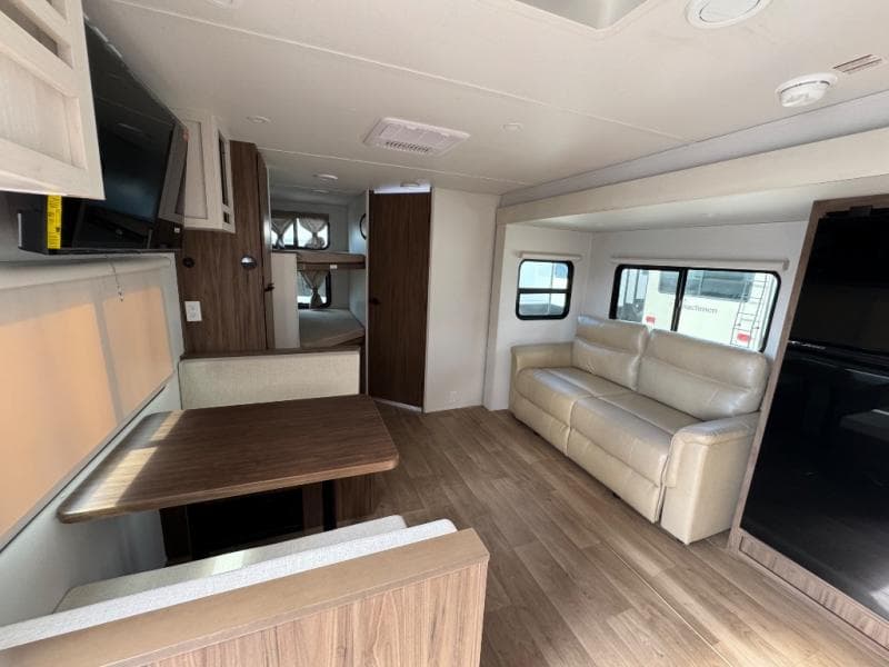 2026 Winnebago 2026 Winnebago Access - thumbnail 8