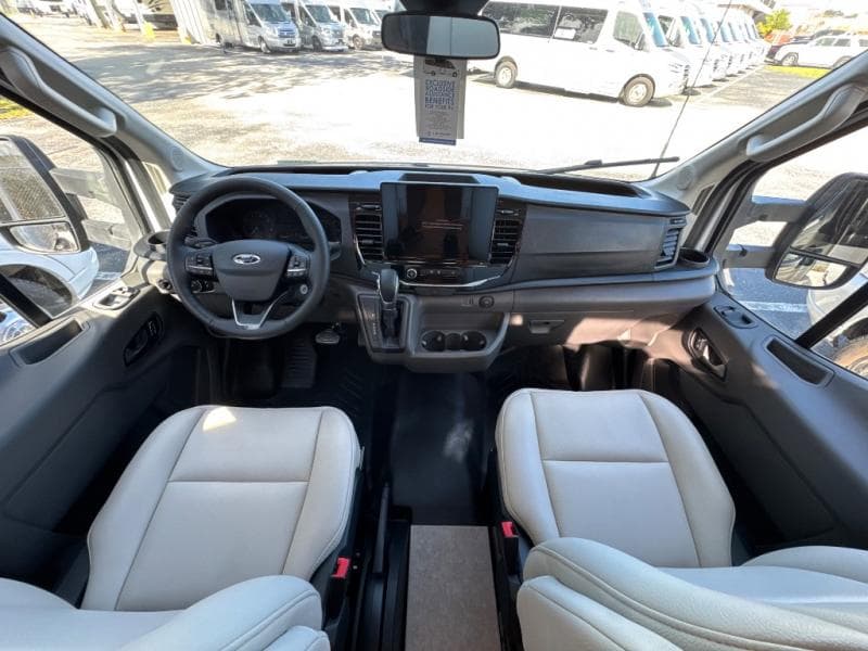 2025 Leisure Travel Vans 2025 Leisure Travel Vans Wonder - thumbnail 22