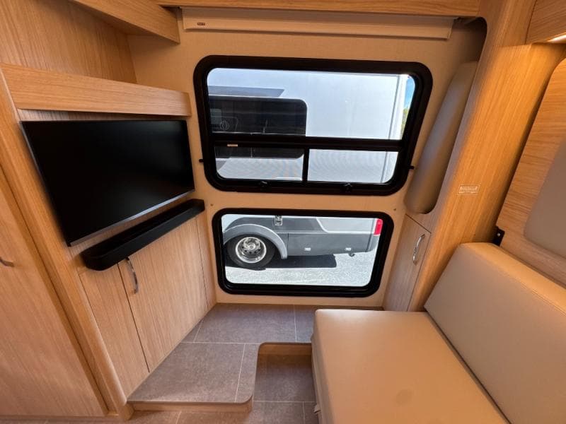 2025 Leisure Travel Vans 2025 Leisure Travel Vans Wonder - thumbnail 10