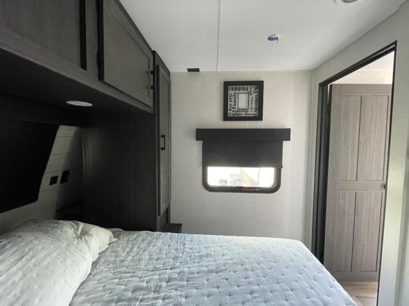 2026 Venture RV 2026 Venture RV SportTrek - thumbnail 20